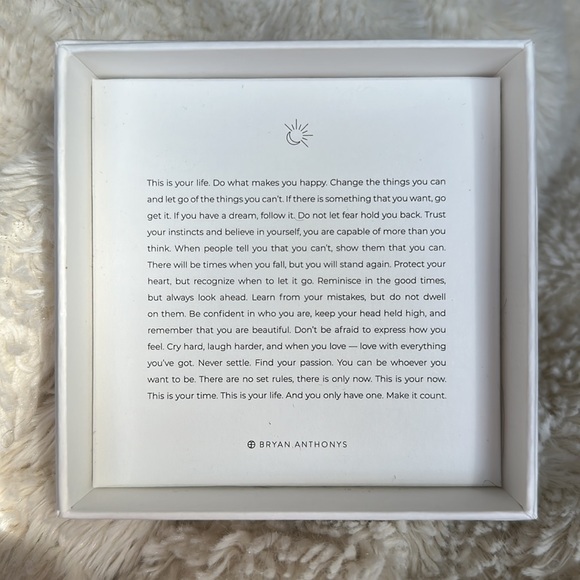 Bryan Anthonys heart necklace 💖 All In 💘 - Picture 3 of 4